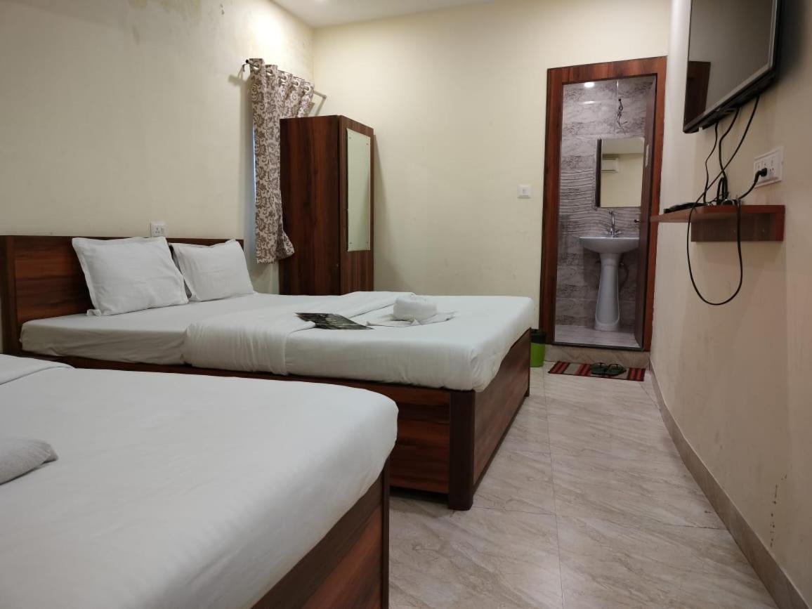 Hotel Holiday Express Kolkata Exterior photo