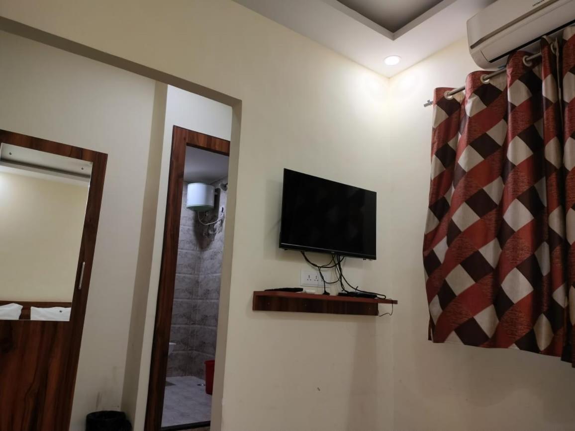 Hotel Holiday Express Kolkata Exterior photo