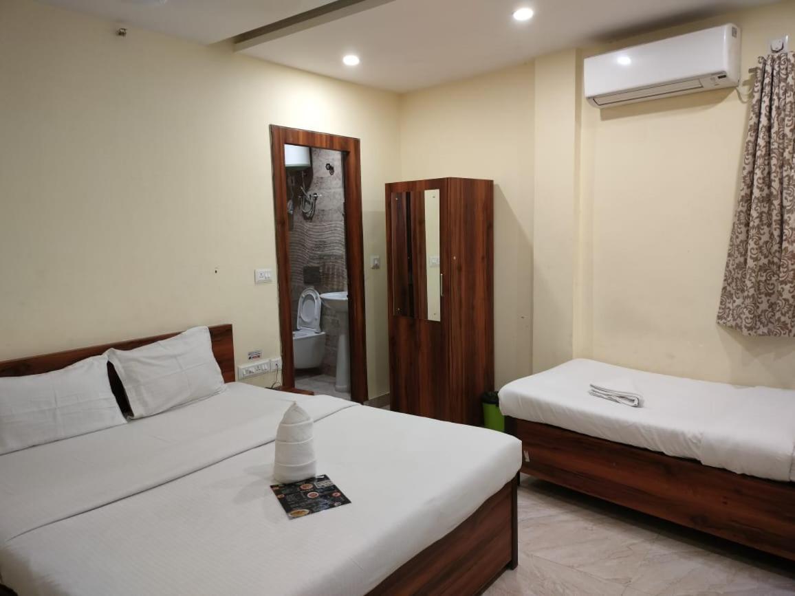 Hotel Holiday Express Kolkata Exterior photo