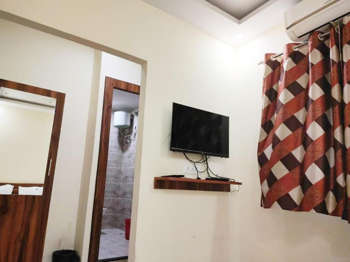 Hotel Holiday Express Kolkata Exterior photo